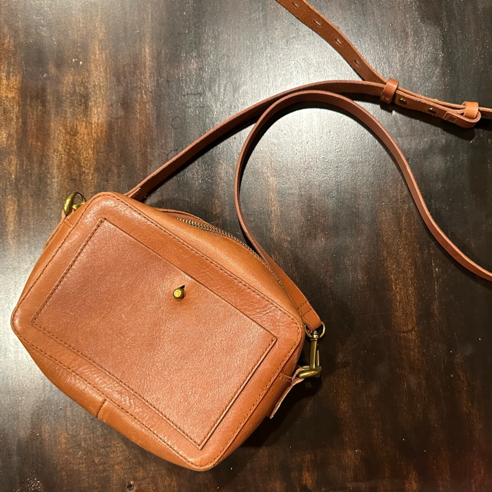 Madewell transport camera bag